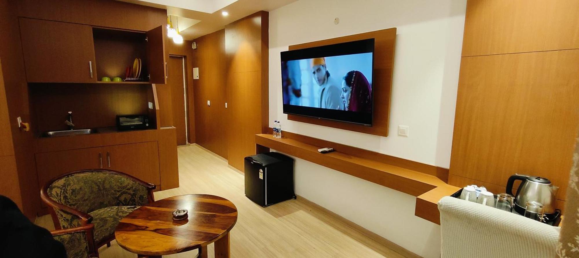 Apartment The Grace Residency - Gomtinagar,