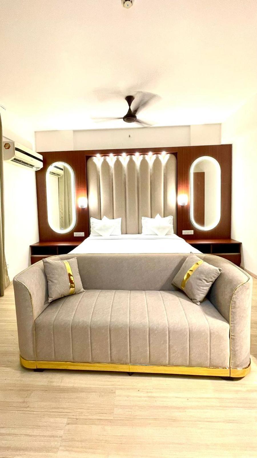 Apartment The Grace Residency - Gomtinagar,
