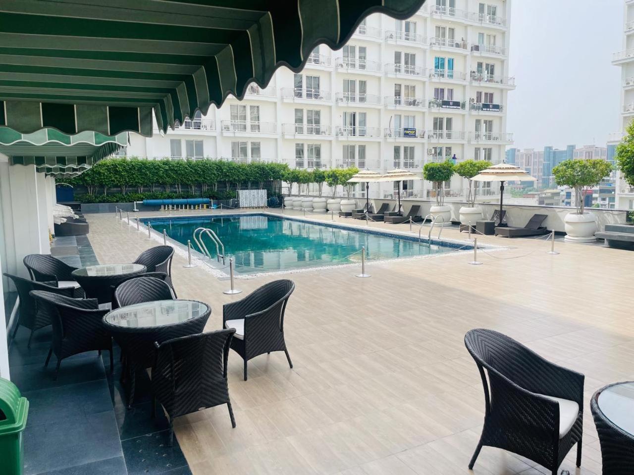 The Grace Residency - Gomtinagar, *