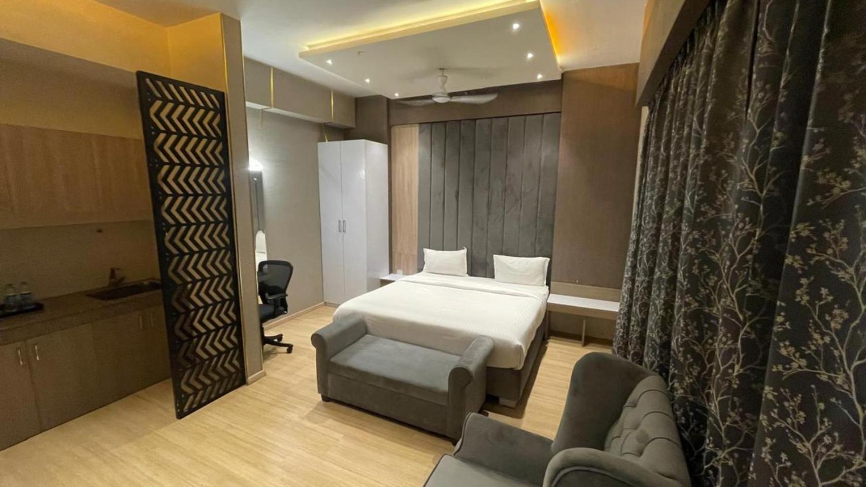 The Grace Residency - Gomtinagar, Lucknow