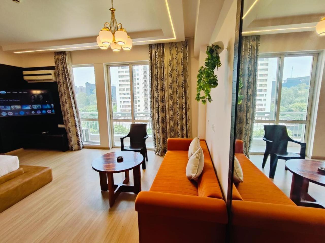 Apartment The Grace Residency - Gomtinagar,